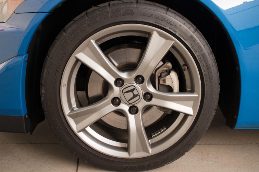 Колеса Honda S2000 CR (AP2) 2008 года  (фото 73 из 180)